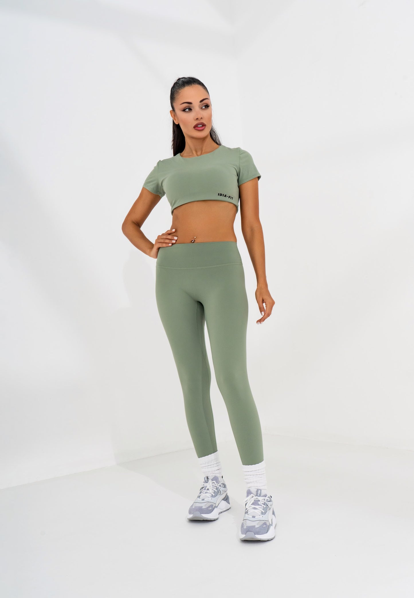 Fitted Leggings - Light Green