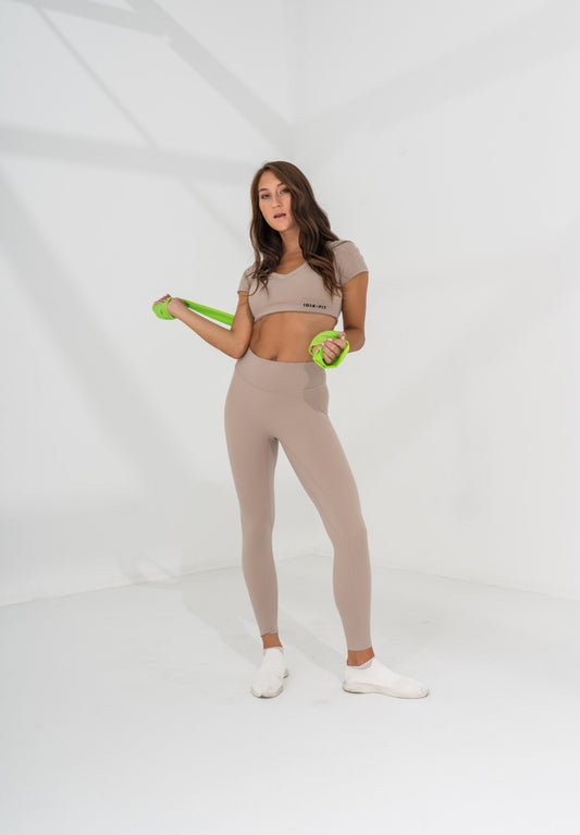 Fitted Leggings (Scrunch) - Beige